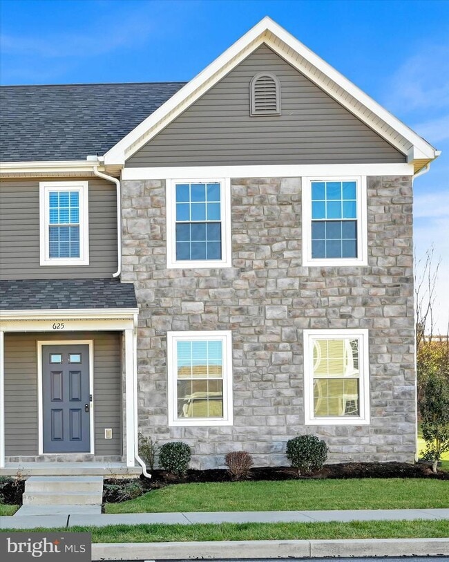 Building Photo - 625 Byler Cir