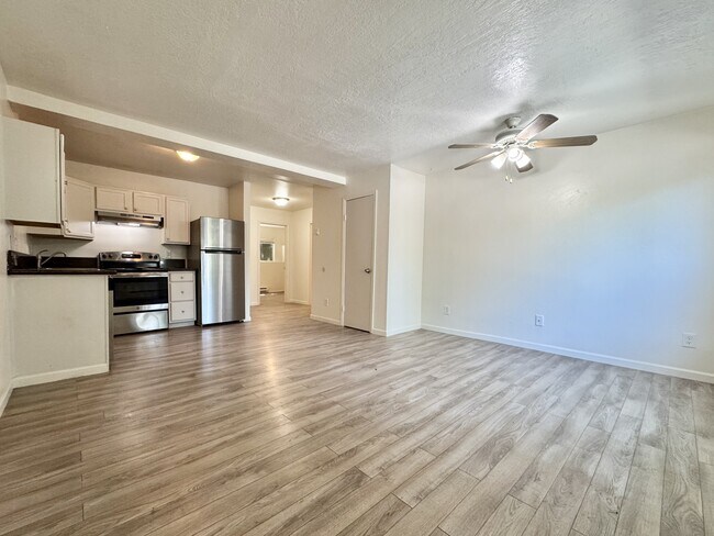 Foto del edificio - 5556 SW Beaverton Hillsdale Hwy
