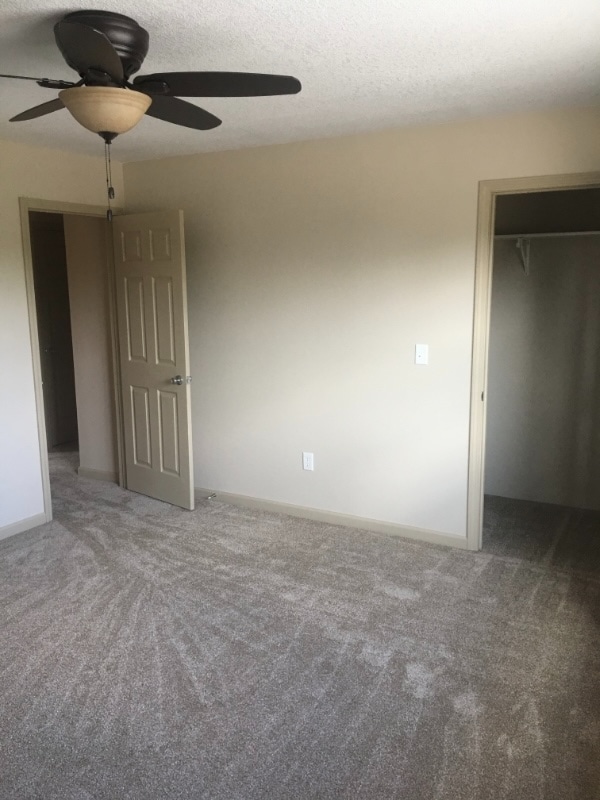 Building Photo - 256 E Outer Rd