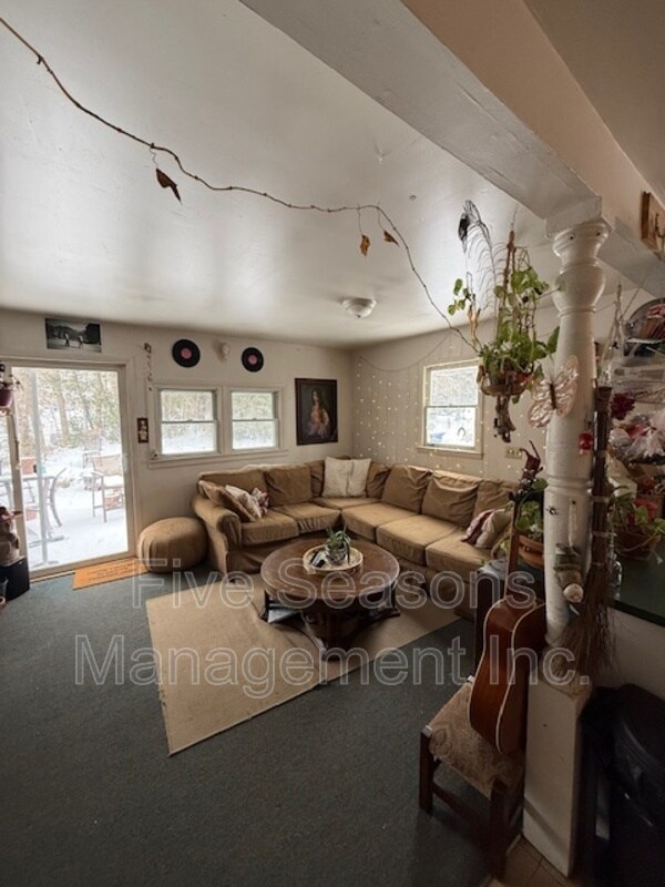 Foto del edificio - 362 Riverside Ave