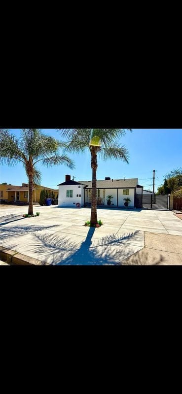Building Photo - 7935 Cleon Ave