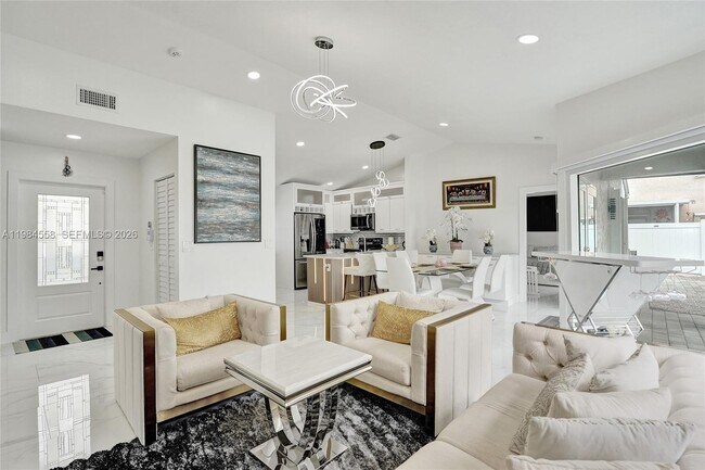 Foto del edificio - 11761 NW 12th St