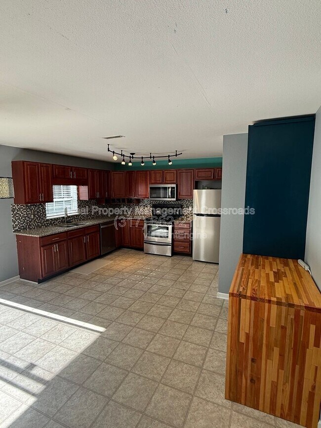 Foto del edificio - 1455 Bearsden Dr
