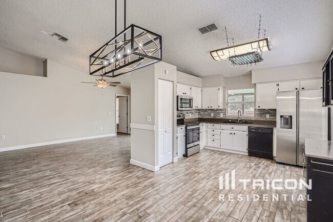 Foto del edificio - 1036 Malletwood Dr