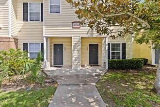 Building Photo - 4934 NW 43rd Ave