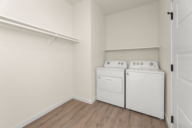 Foto del edificio - 905 8th Ave SW