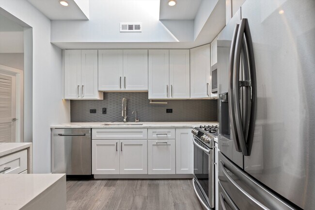 Foto del edificio - 635 Perrie Dr