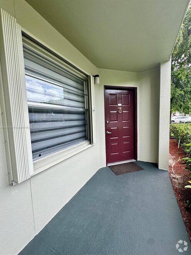 Building Photo - 1300 SW 130th Ave