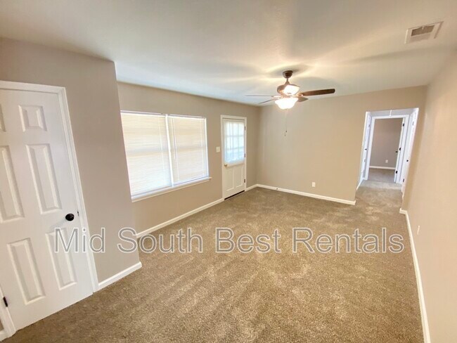 Building Photo - 625 W Raines Rd