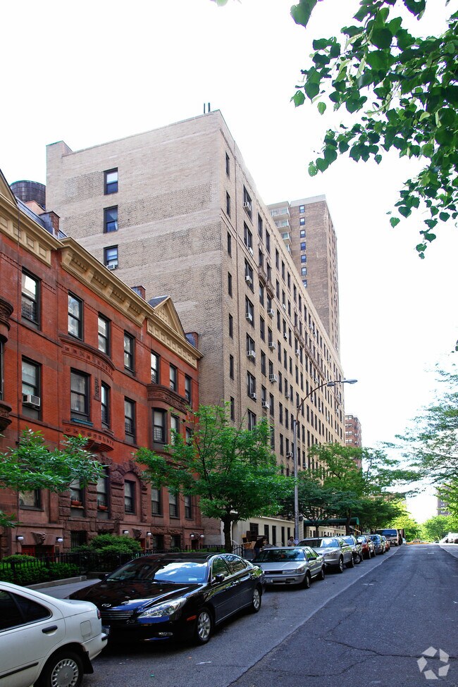 Building Photo - 123 W 93rd St