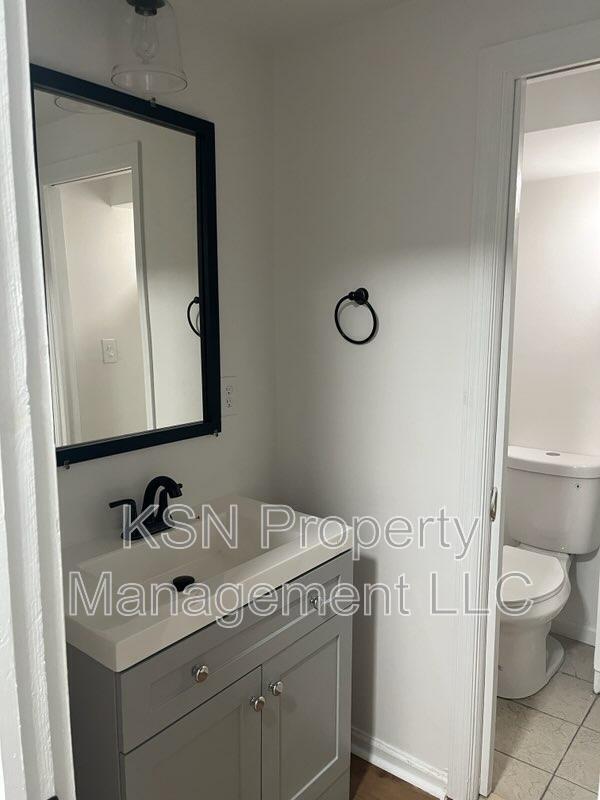 Foto del edificio - 1011 E 39th St