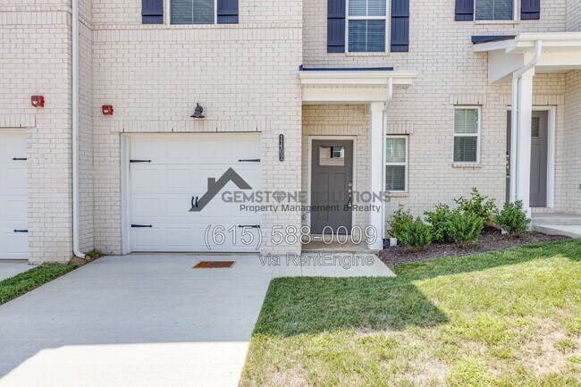 Foto del edificio - 204 Douglas Bend Rd