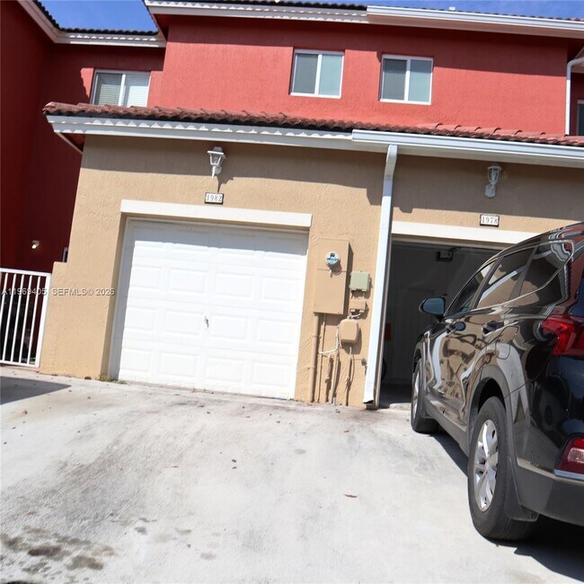 Foto del edificio - 1978 SE 23rd Terrace