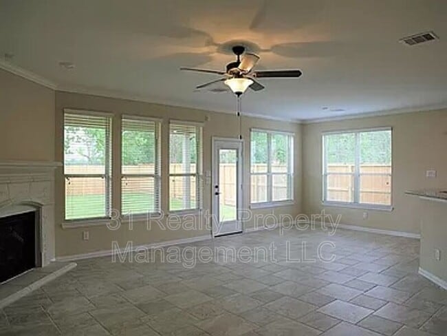 Foto del edificio - 18435 Weeping Spring Dr