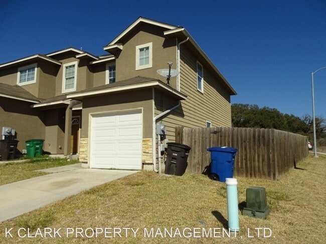 Building Photo - 3 br, 2.5 bath House - 6403 ASPEN HILL