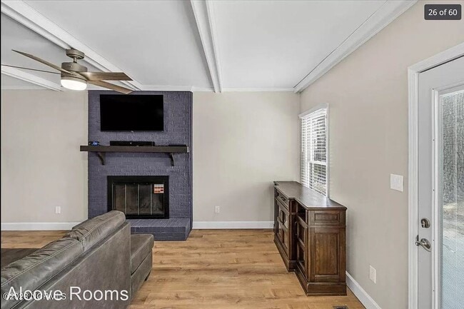 Building Photo - 1 br, 1 bath House - 6242 Lakehaven Dr