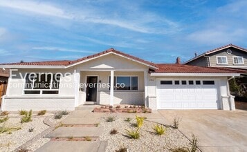 Building Photo - 2865 Glen Heather Dr