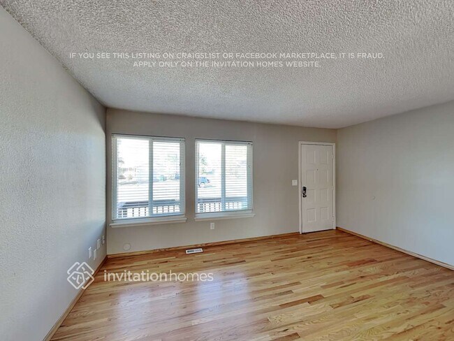 Building Photo - 3582 S Olathe St