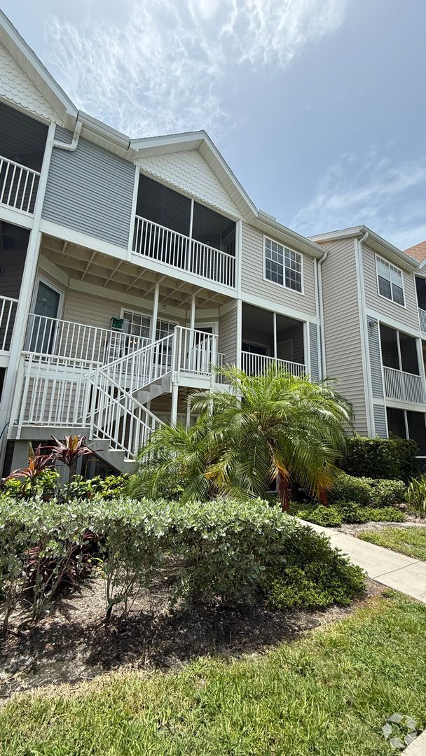 Building Photo - 850 S Tamiami Trl