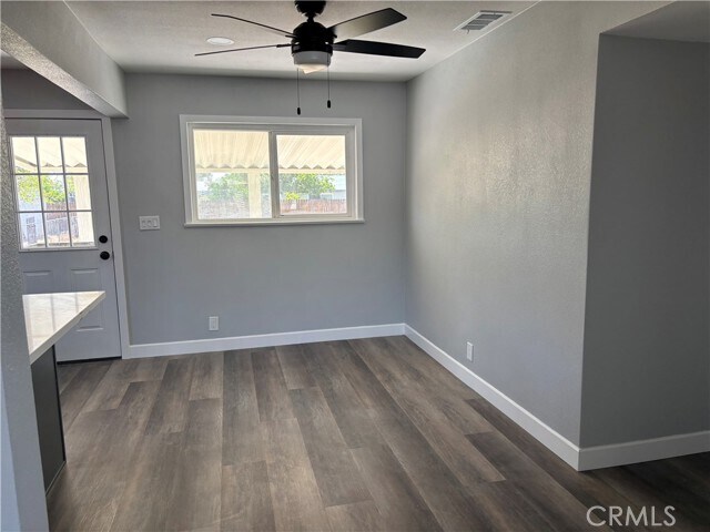 Foto del edificio - 759 Chino Ln
