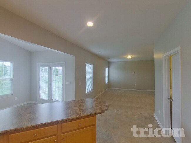 Foto del edificio - 2637 Candlewick Ct