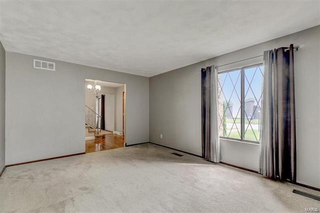 Building Photo - 907 Indian Springs Rd