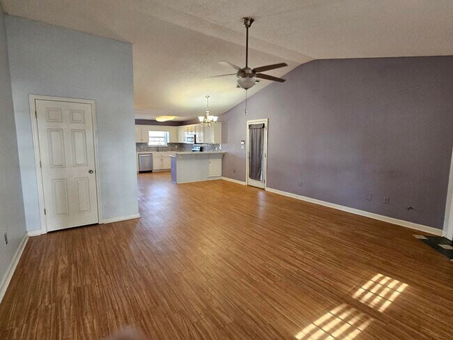 Foto del edificio - 21 Flower Break Rd