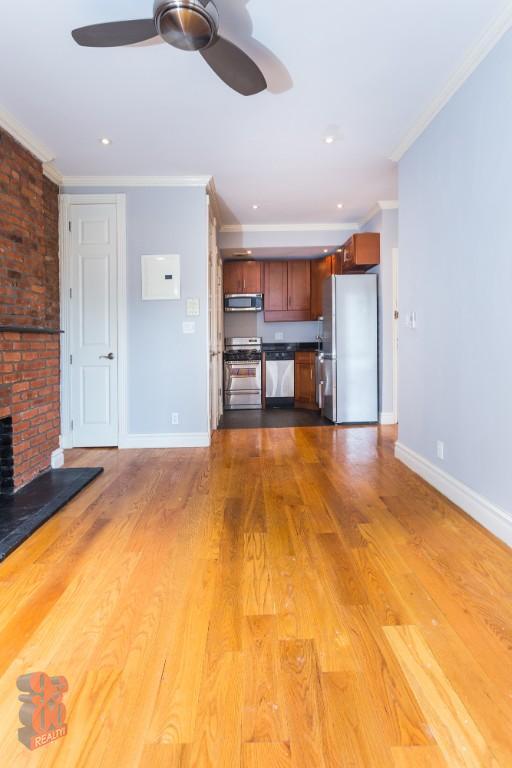 Foto del edificio - 562 Hudson St