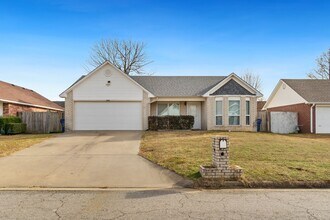 Building Photo - 2800 N 55th Cir