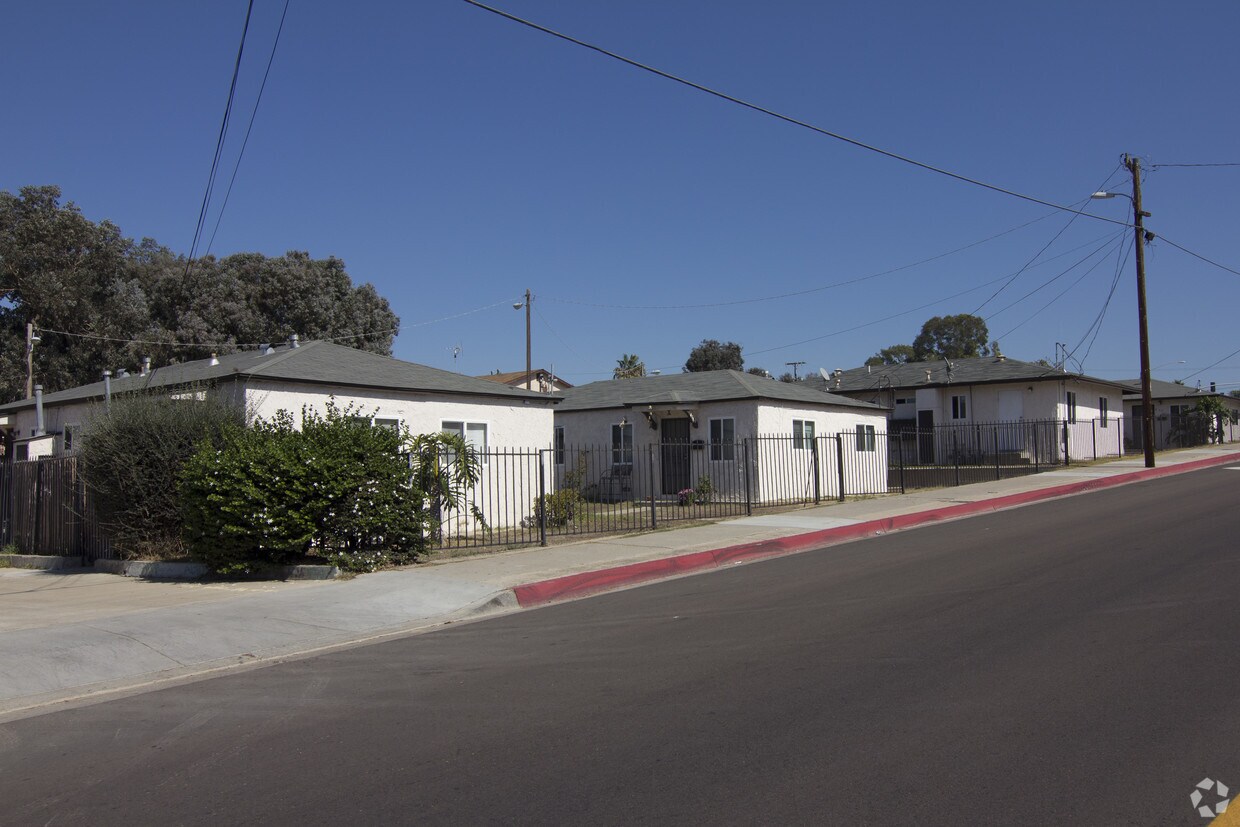 Primary Photo - National Avenue Cottages