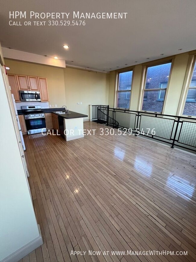 Foto del edificio - 2404 Prospect Ave E