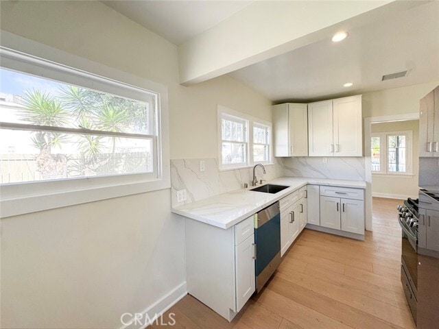 Building Photo - 119 S Alta Vista Ave