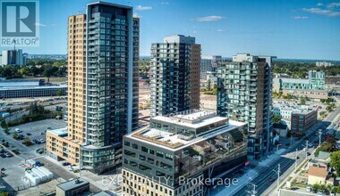 Building Photo - 108-108 Garment St