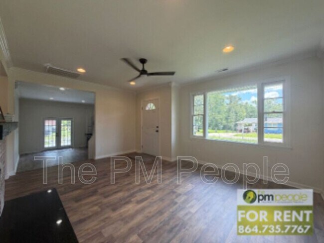 Building Photo - 111 Westwood Dr