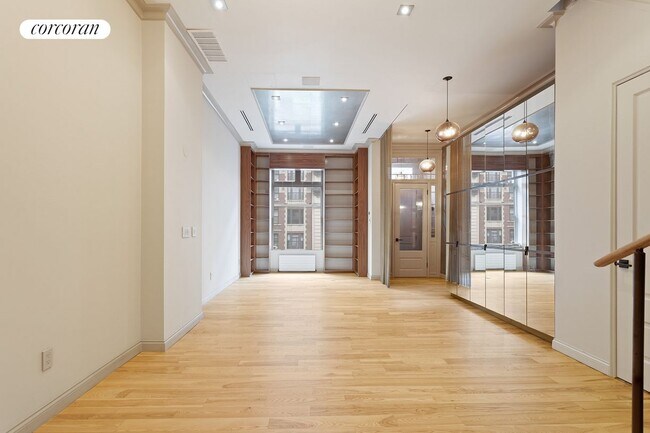 Building Photo - 104 W 120th St