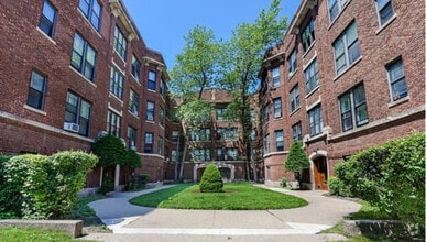Building Photo - 1125 Davis St
