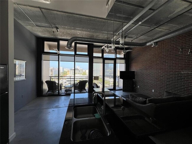 Building Photo - 175 2nd St S
