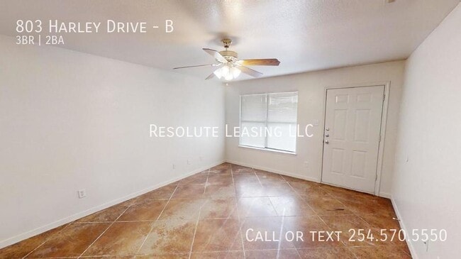 Building Photo - 803 Harley Dr