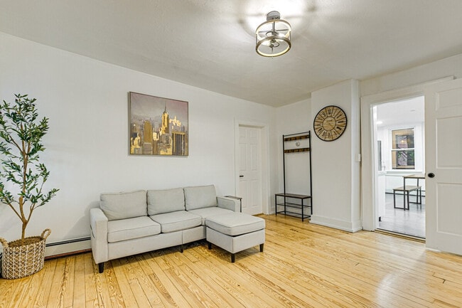 Foto del edificio - 81 Southside Ave