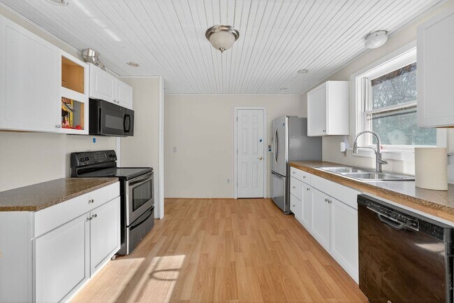 Foto del edificio - 132 Furnace Ave