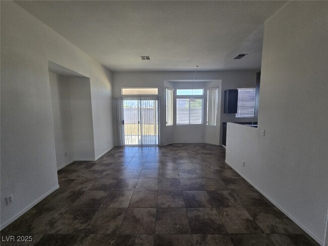 Building Photo - 2108 Panther Pl