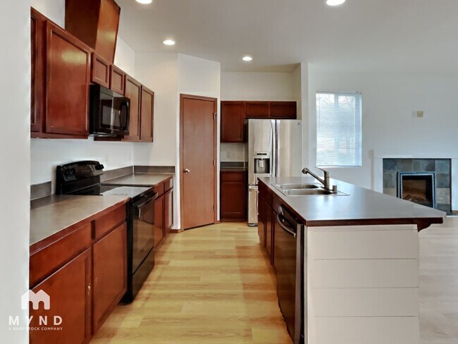 Foto del edificio - 1412 E 64th St