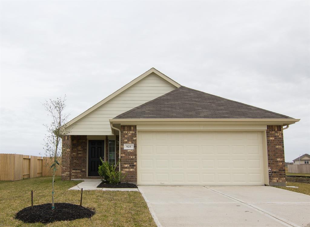 925 Ember Wood Ct, Galveston, TX 77568 House Rental in Galveston, TX