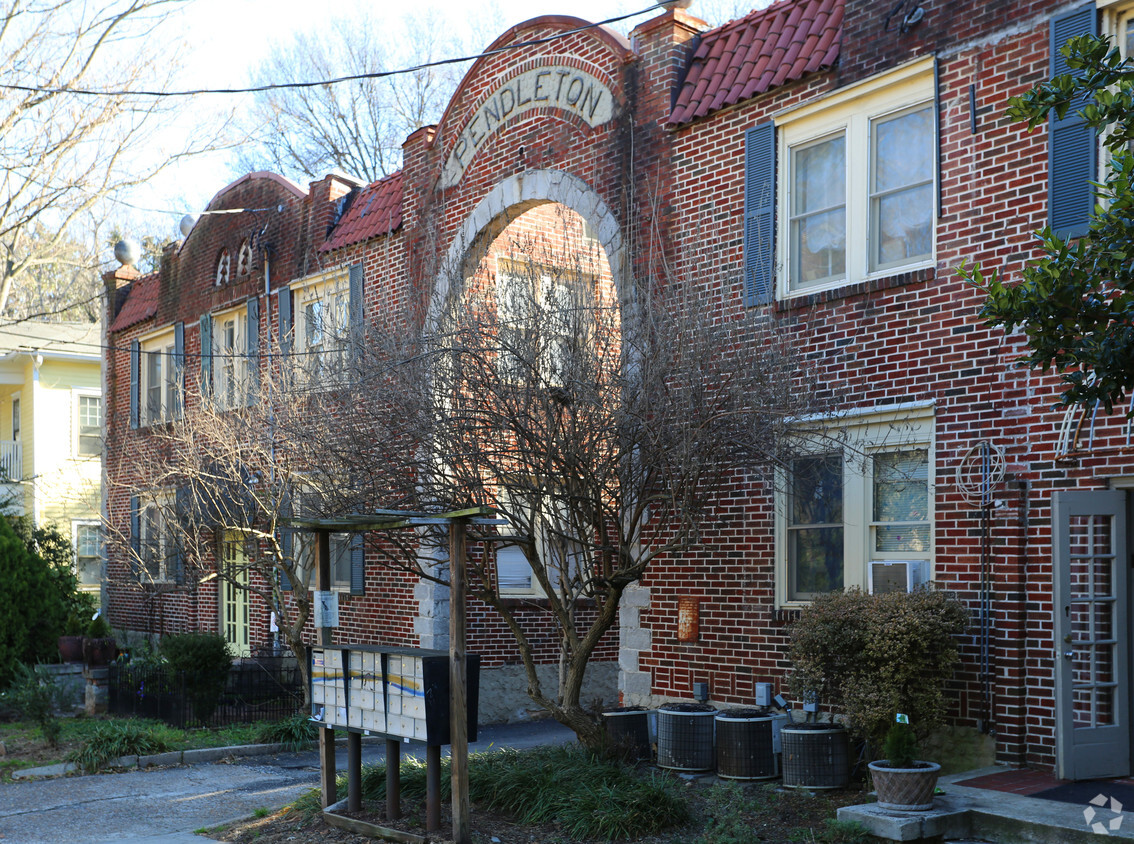 Foto del edificio - Pendleton Apartments