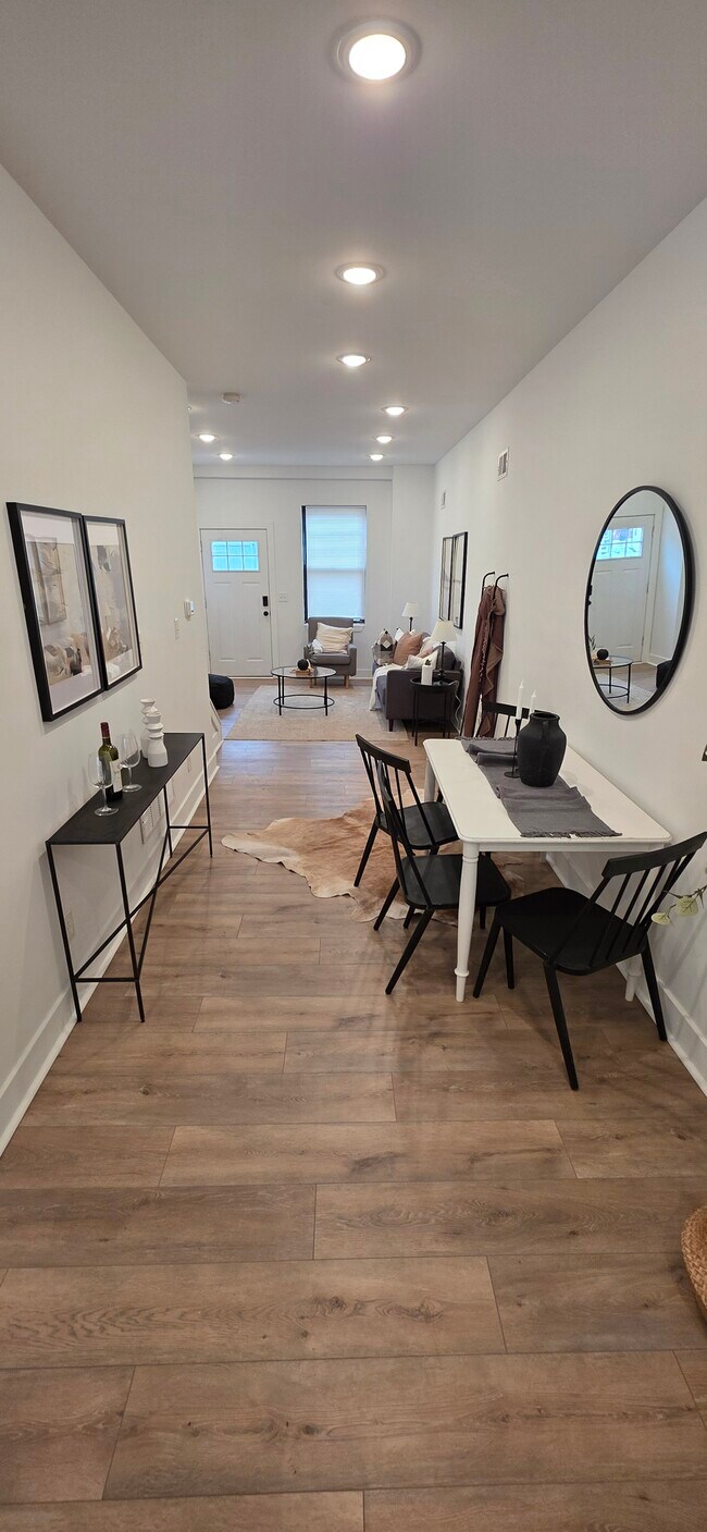 Foto del edificio - 532 N Belnord Ave