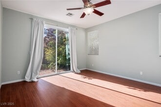 Building Photo - 7423 Cleghorn Canyon Way