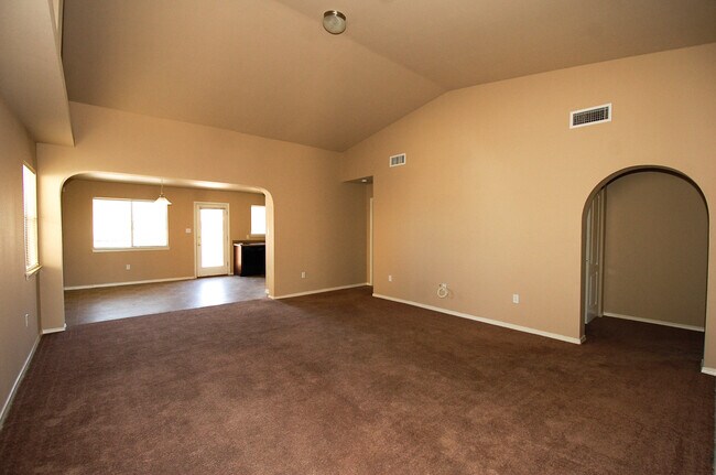 Foto del edificio - 2508 Sparrow Point St