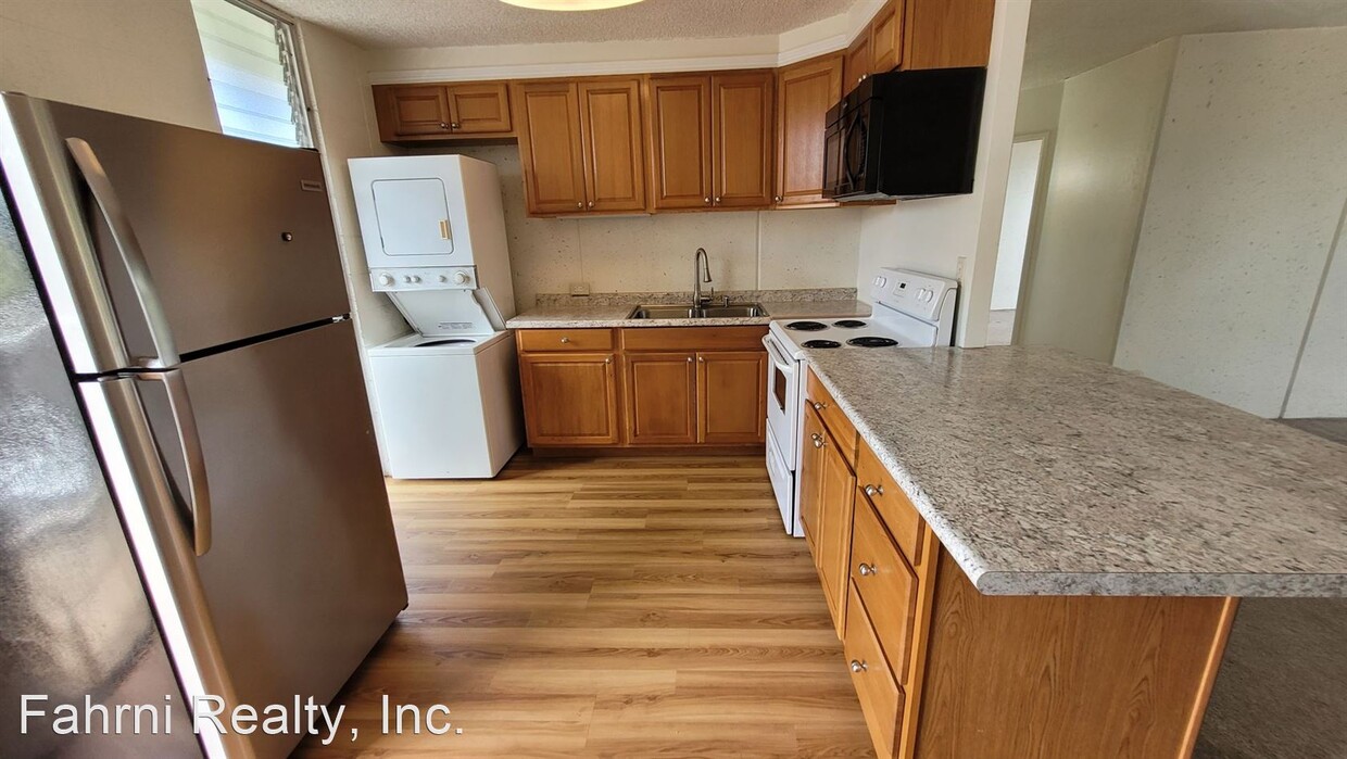 Foto principal - 2 br, 1 bath House - 95-009 Waikalani Dr #...