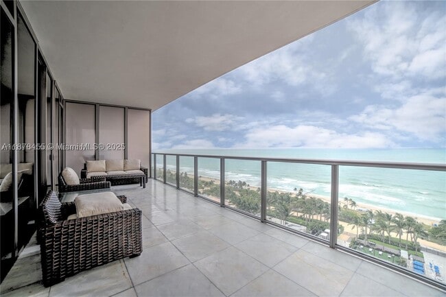 Building Photo - 9705 Collins Ave