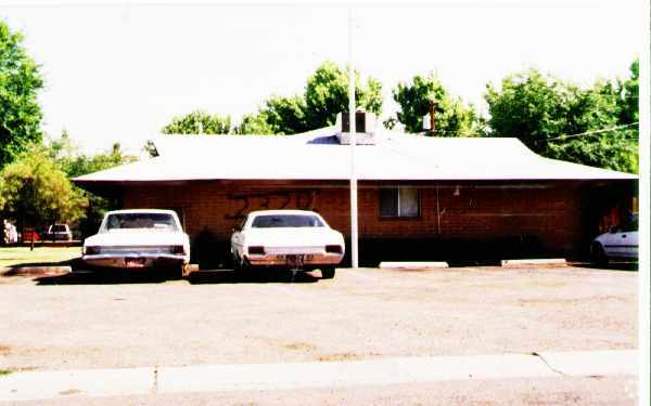 Foto del edificio - 2320 W Augusta Ave